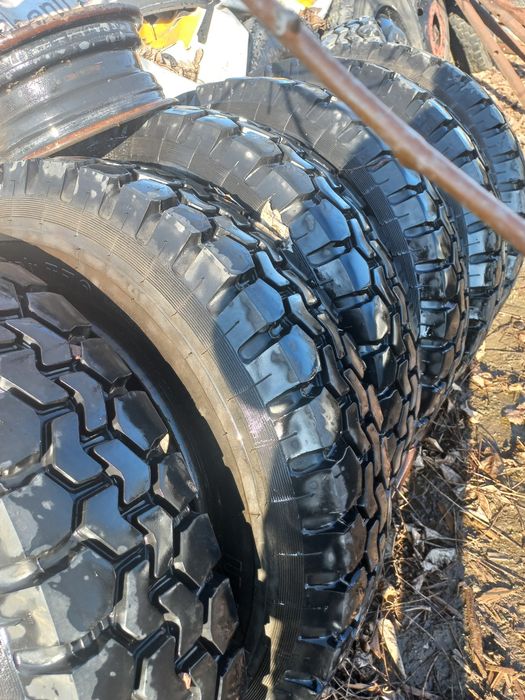 Vând  roți  remorcă  8 prezoane  tubeless