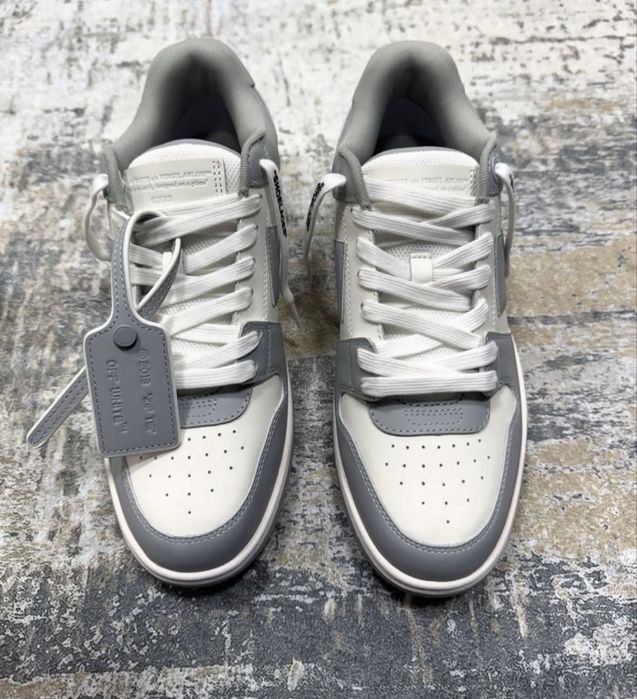 Off-White out of office