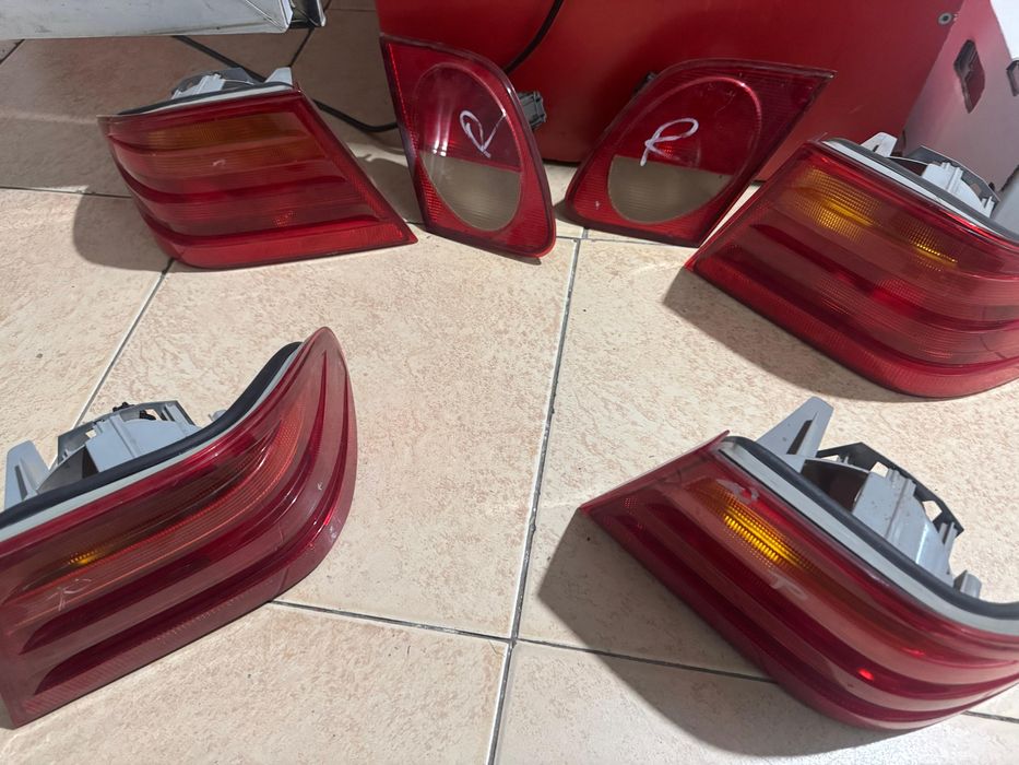 Мерседес 210 лупарик задний стоп