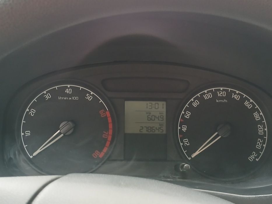 SKODA Fabia 2009 — imagine 3