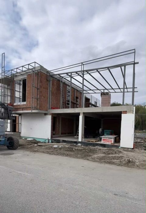 Изработка на метални конструкции