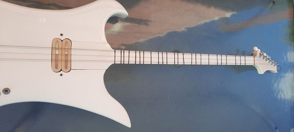 Електрическа Китара