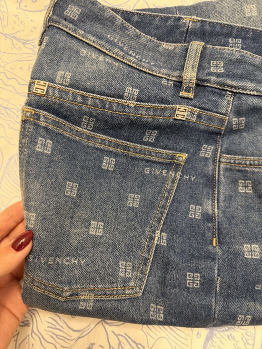 Оригинални дънки Givenchy