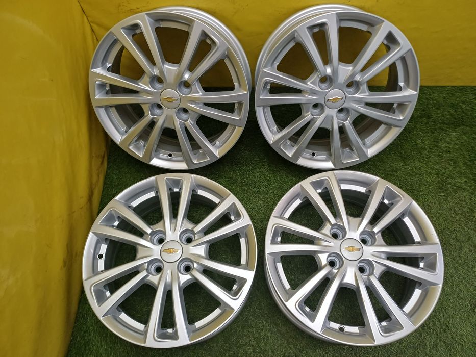 Диски R15 4x100 на Chevrolet Cobalt и другие.