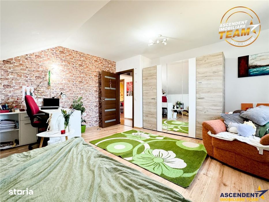 Casa primitoare si apreciabila, areal cu liniste, gradina frumoasa, Sa