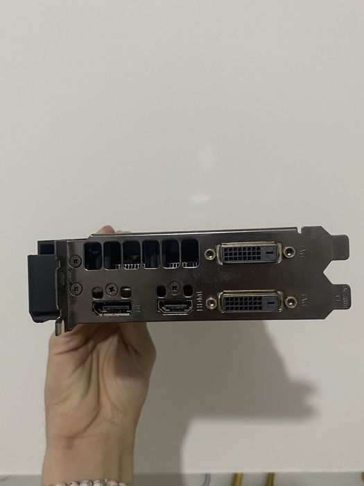 Видеокарта Asus Strix RX570 4gb