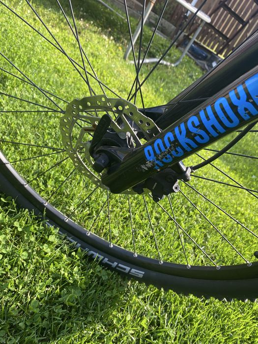 Bicicleta CUBE  full Shimano