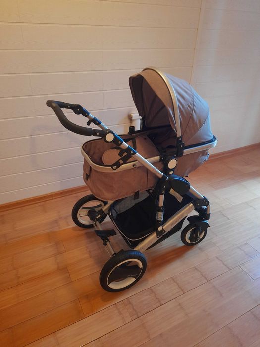 Продается коляска трансформер