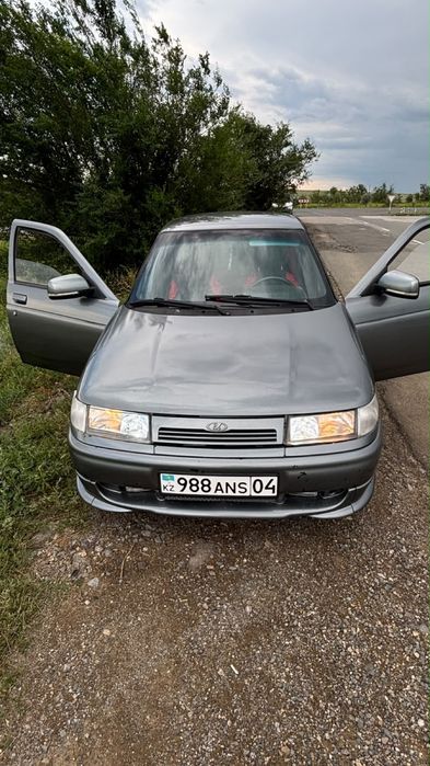 Продам ваз 2110