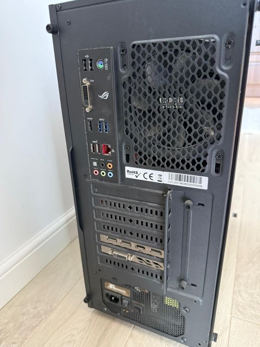 VAND Calculator in stare buna, Procesor Intel Core i5 9600K, 3.7 Ghz