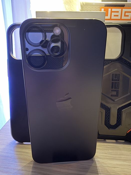 Безупречен iPhone 15 Pro Max 256 gb