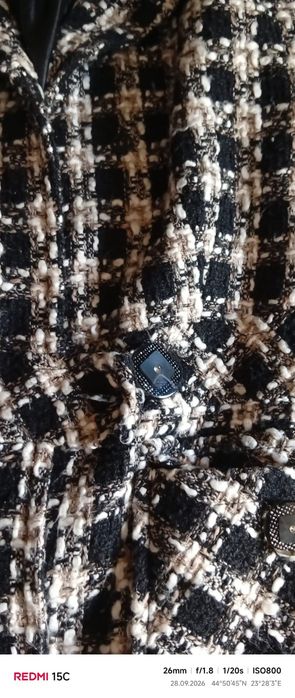 Palton din tweed negru si alb