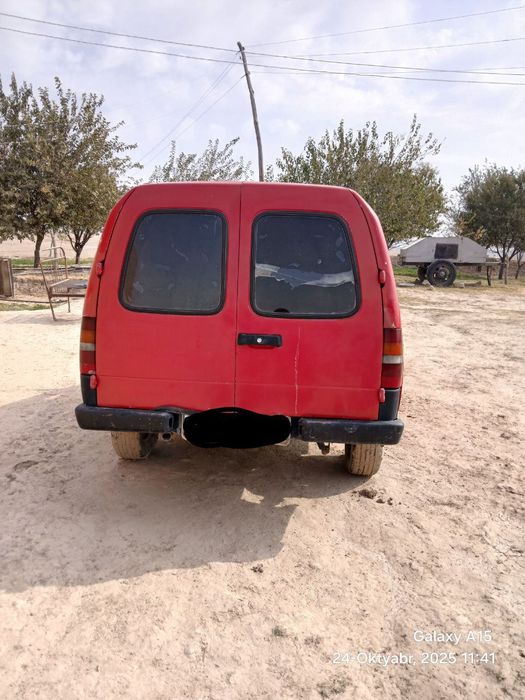 Ford eskord holati urta