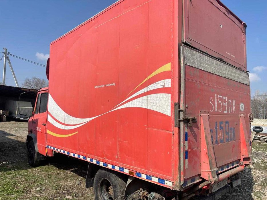 Mercedes-Benz 709D 1993 г