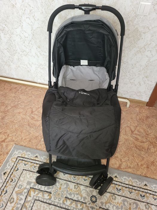 Продается прогулочная коляска
