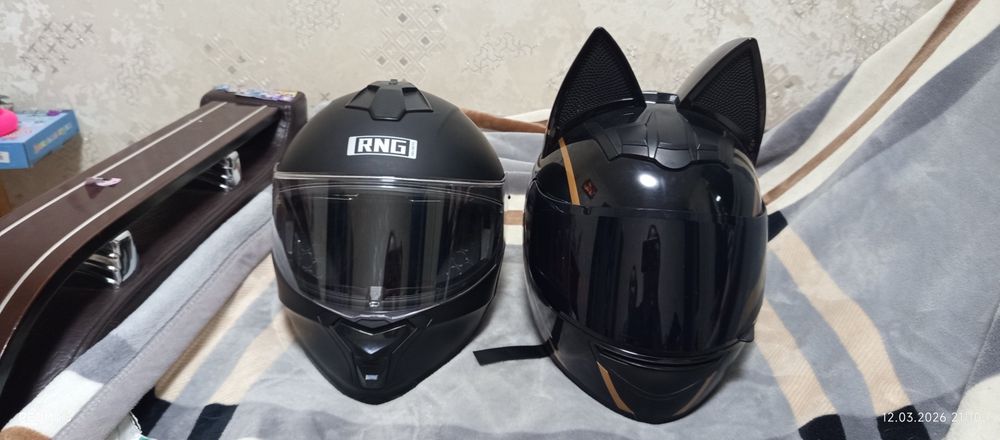 Продаю свои мото шлема Киса и RNG
