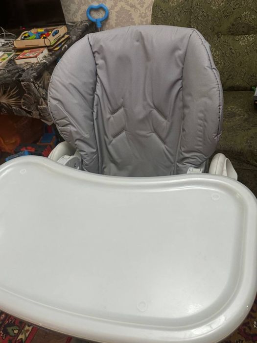 Детский стульчик для кормления chicco