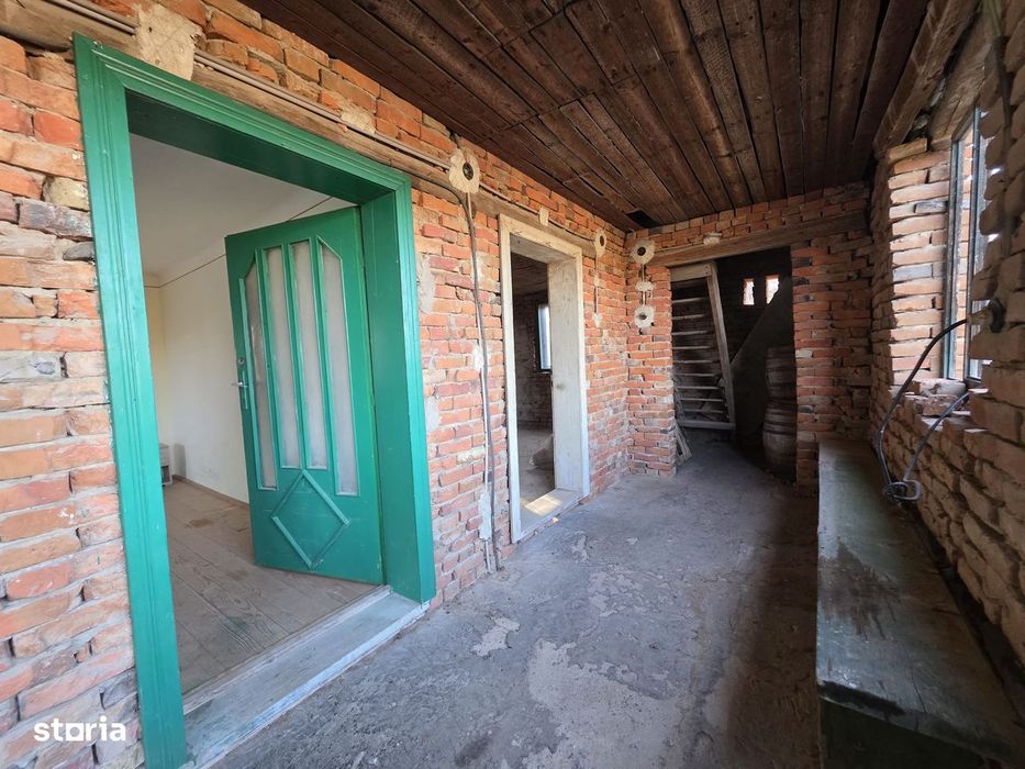 Preț mic! Casă solidă + teren generos 1887 mp – ideal renovare