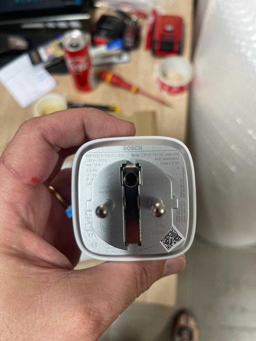 Priză WLAN Bosch Smart Home cu aplicație (design compact, extindere a semnalului wireless, compatibilă cu Alexa, Google Assistant și Apple HomeKit)