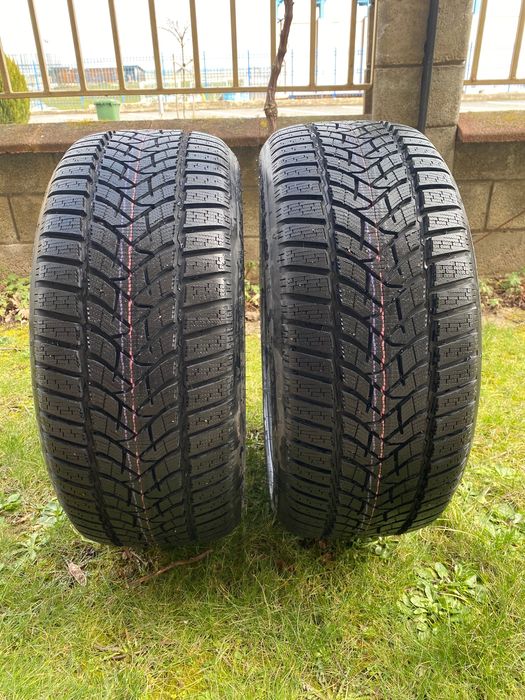 2 ГУМИ DUNLOP WINTER SPORT 5 245/45 R18 Чисто нови