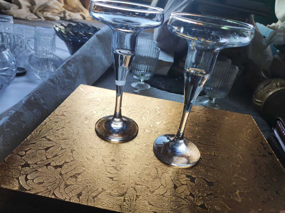 Подсвечник из металла стекла