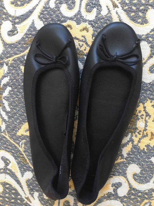 Нови обувки тип пантофки H&M