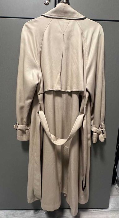 Тренчкот Massimo Dutti