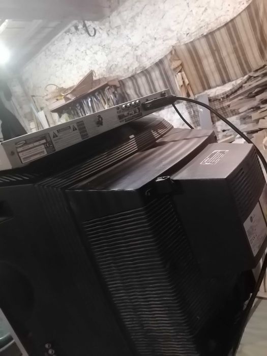 Продавам телевизор LG и DVD samsung Original japan