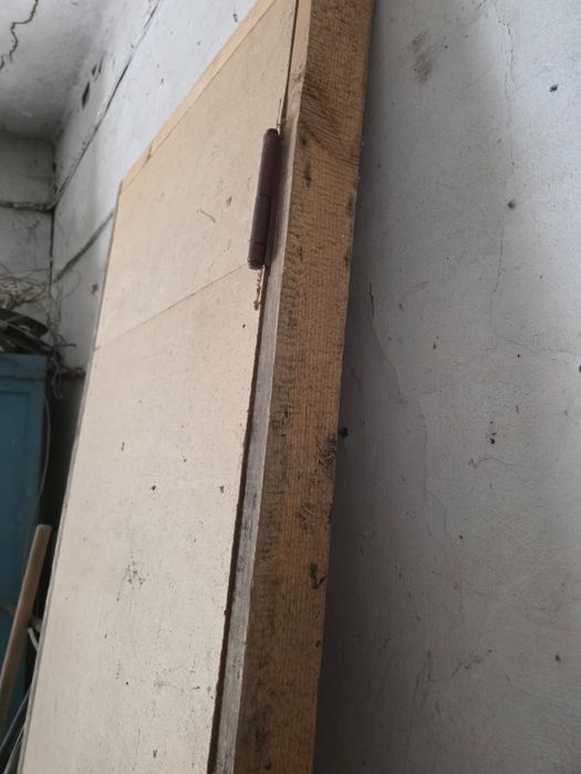 Продам деревянные двери