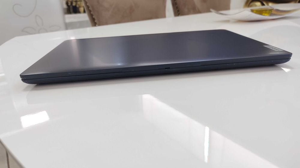 лаптоп Lenovo ideapad 1