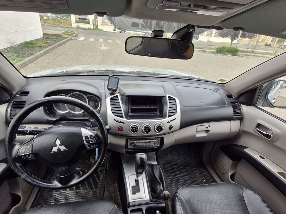 MITSUBISHI L200 2010 — imagine 5