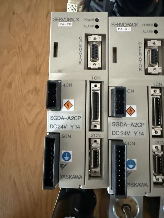 Servomotoare Yaskawa + drivere + Digital Operator