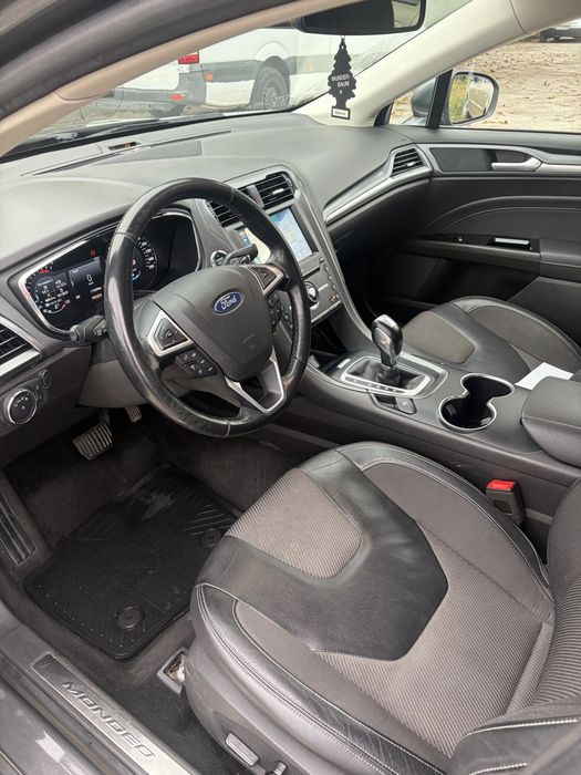 Ford Mondeo Titanium