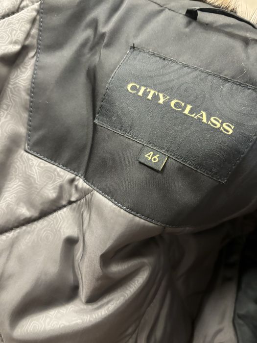 Продаю мужскую куртку