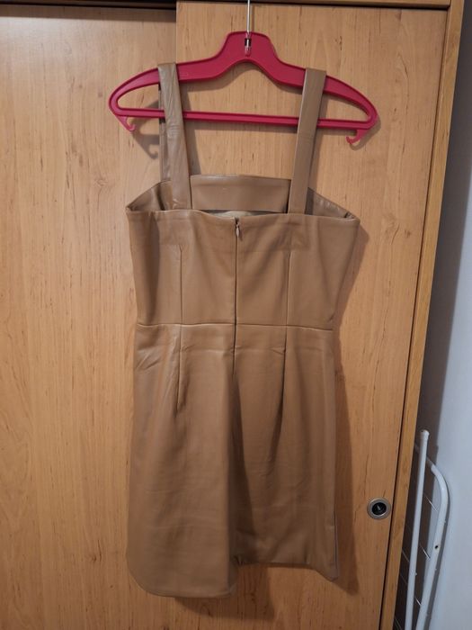 Кафява рокля от изкуствена еко кожа