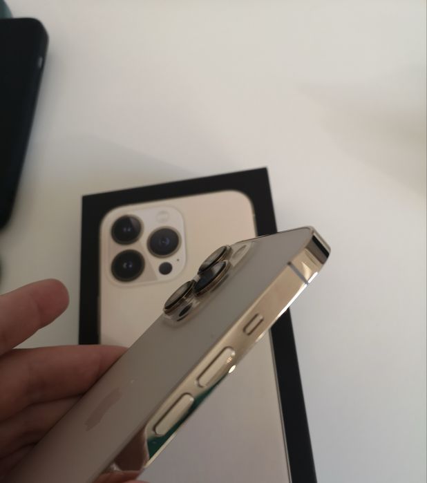 Iphone 13 pro gold