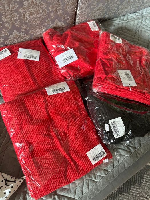 Красное платье