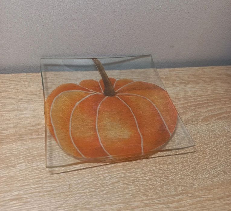 Farfurie decorativă