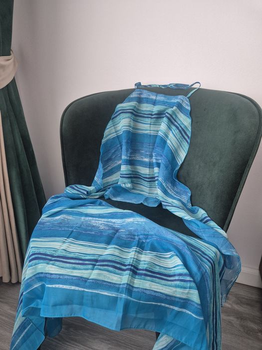 Srt pentru plaja (top si rochie)