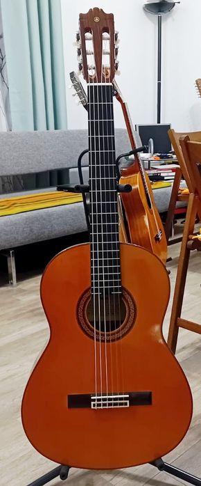 Yamaha G231 ll chitară clasică corzi nylon plus tuner și capodastru