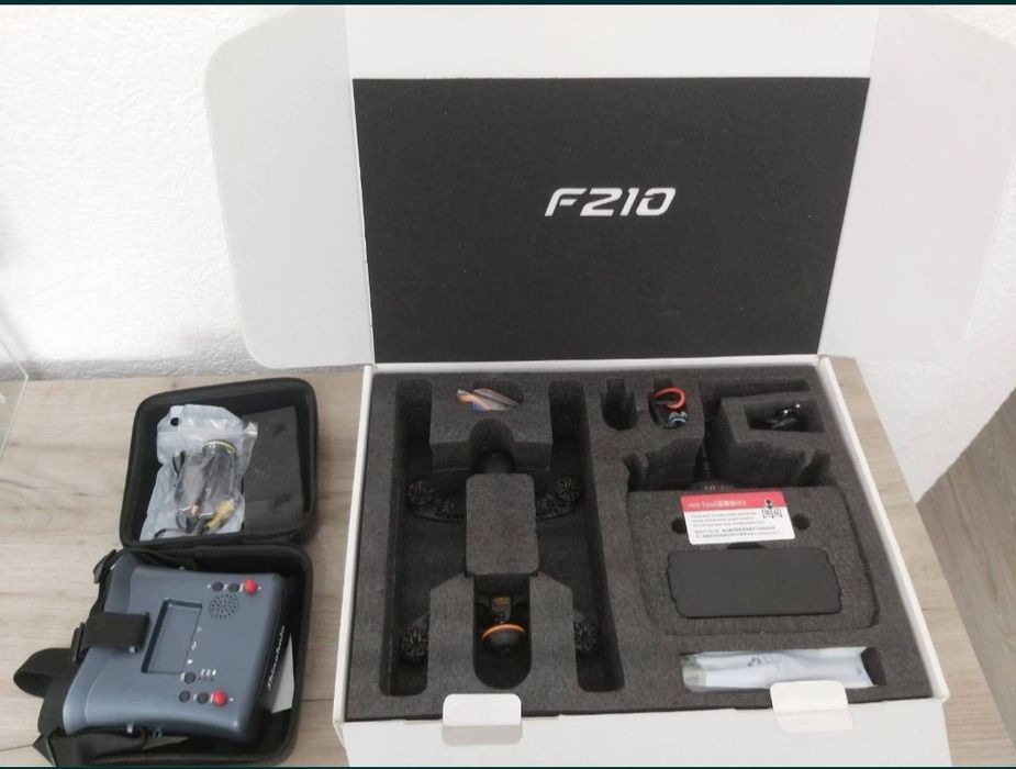 De vanzarw drona F210