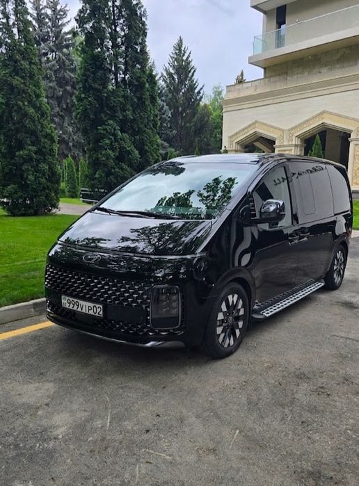 VIP минивэн Hyundai Staria с водителем Алматы — трансфер аренда 8 мест