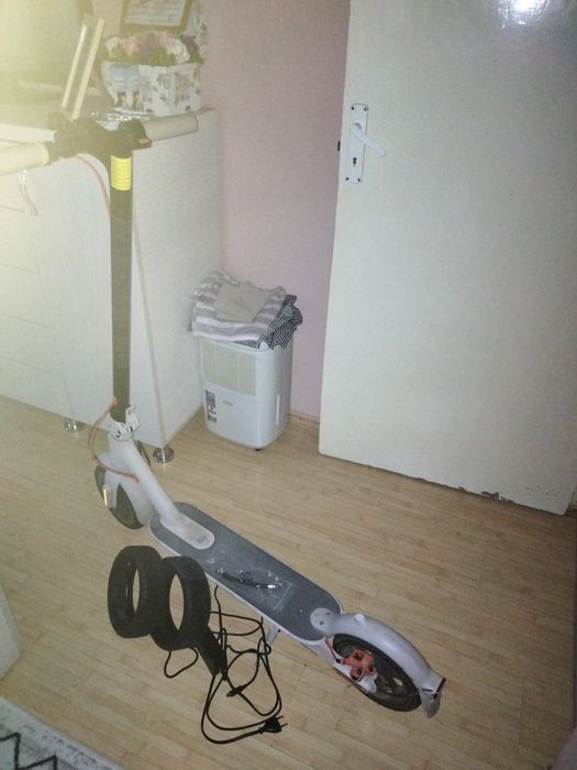 De vânzare trotinetă electrica