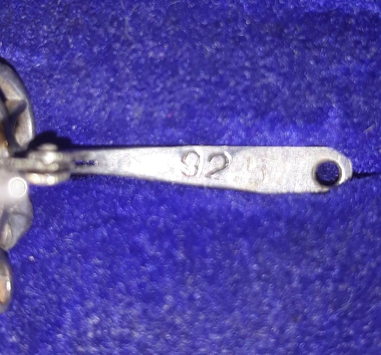 Серебряные кольцо и серьги 925