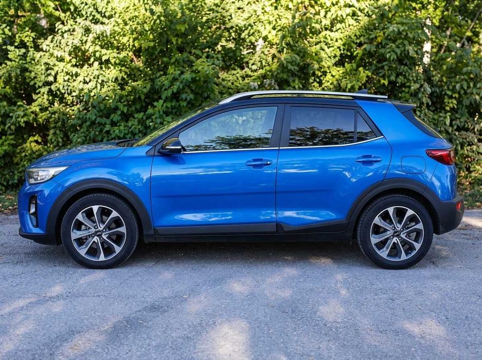 KIA Stonic 2022 – Изключително Запазен Автомобил