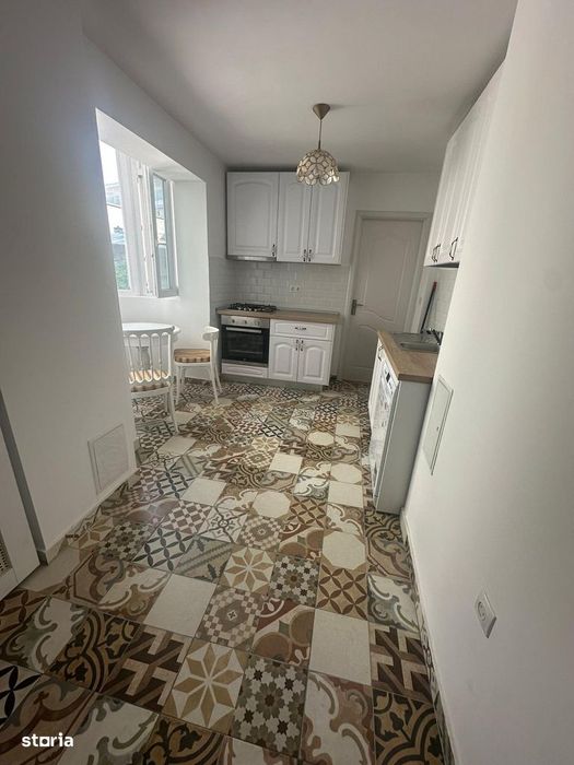 Apartament 3 camere, Sala palatului!