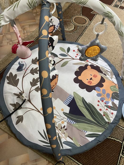 Продам коврик с дугами