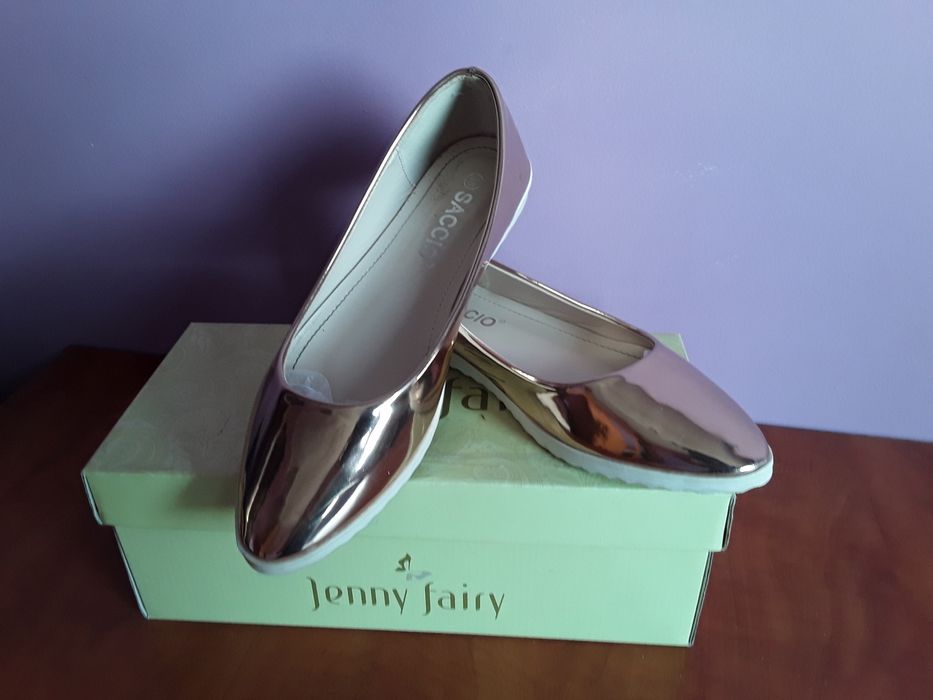 Vând Balerini Damă  Aurii Mărimea 38