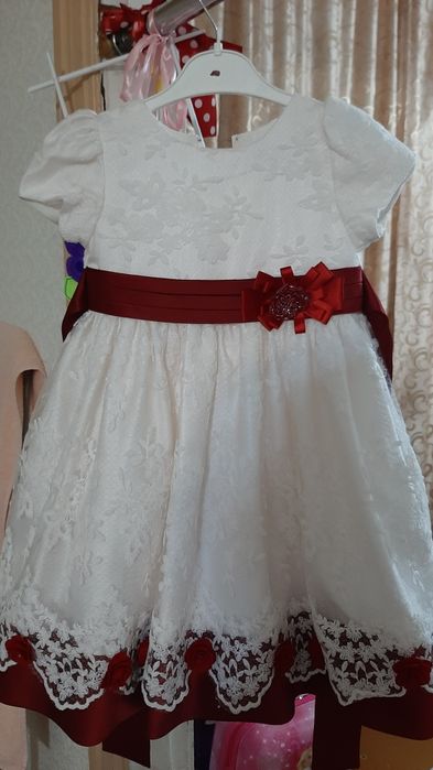 Продам платье детское в хорошем состоянии