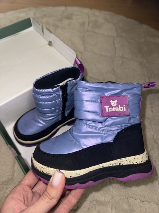 Продам зимние ботиночки